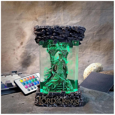 LOT.R Dwa.rf King on Throne Resin Lamp