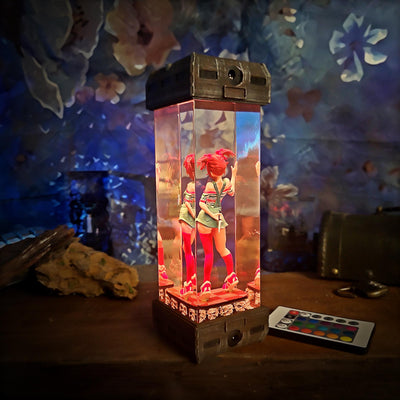 Ch.u.c.ky girl Resin lamp