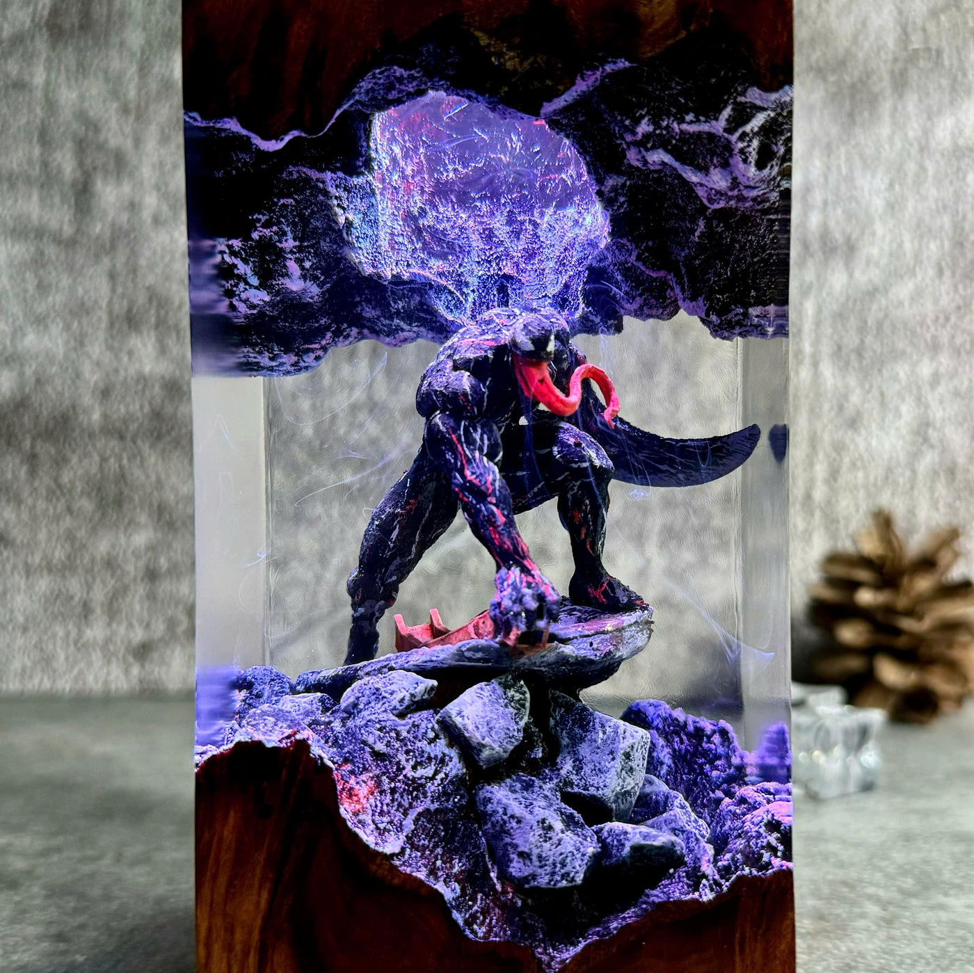 Venom Epoxy Lamp