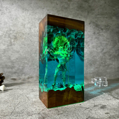 Poseidon Resin Lamp