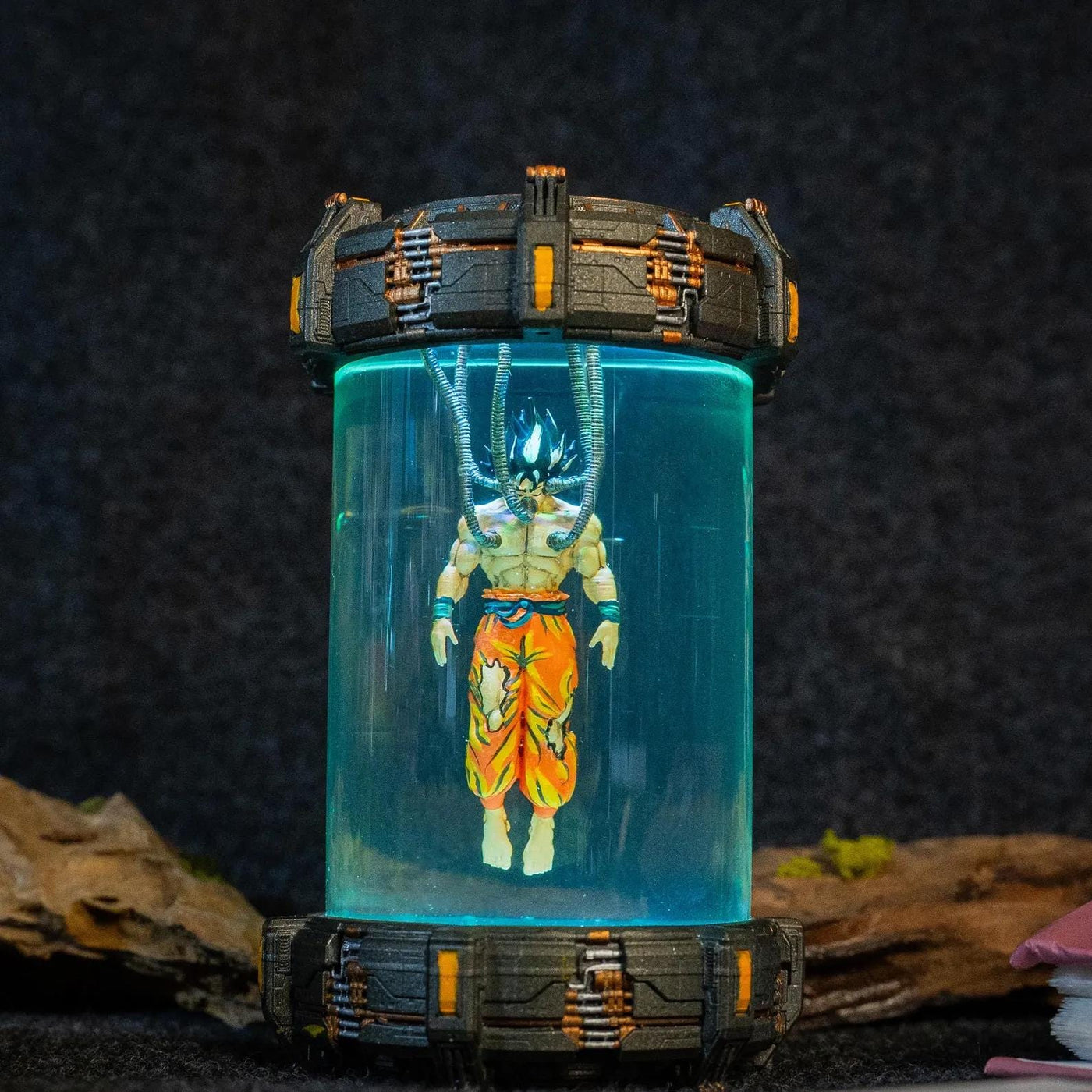 Go.ku Super Sai.yan Healing Chamber Incubator Resin Lamp