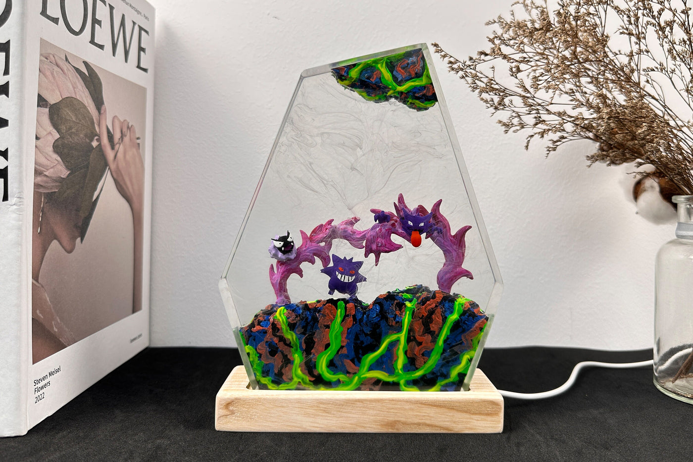 Gengar Epoxy Resin Lamp 3