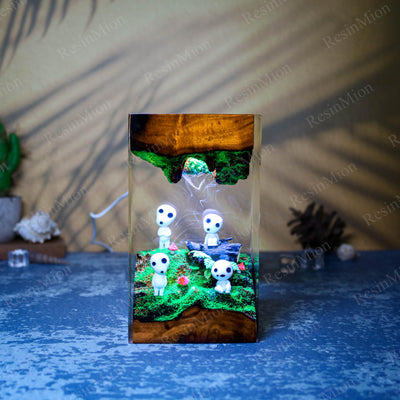 Kodama Resin Lamp