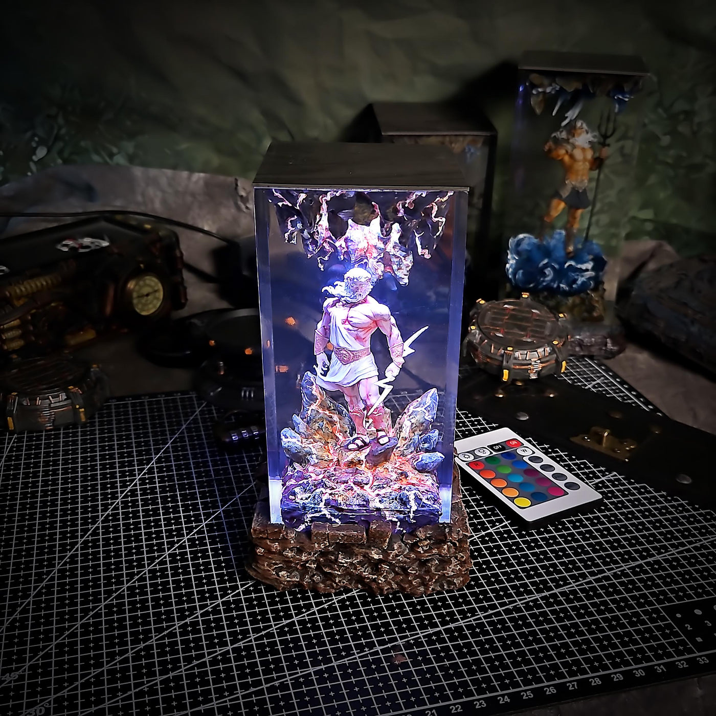 Three Gods resin lamp