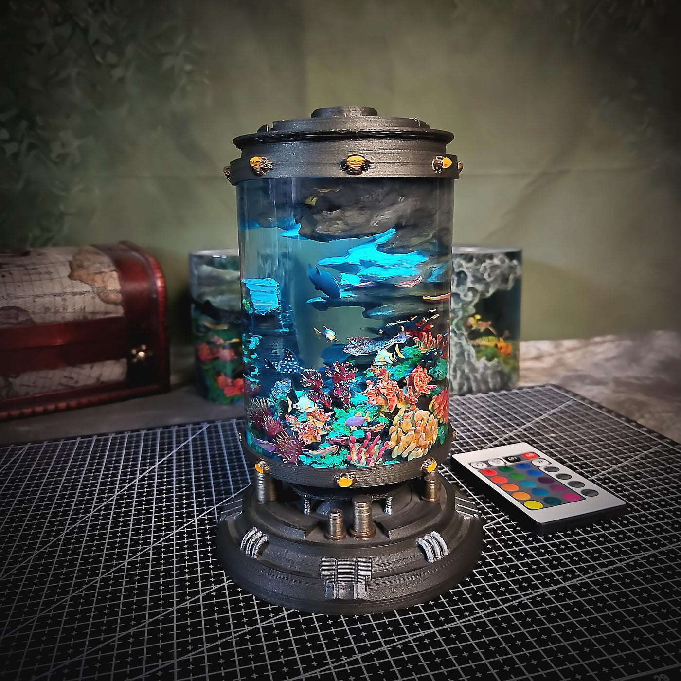 Underwater wonderland resin lamp