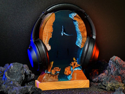 Whale and Divers Headphone Stand