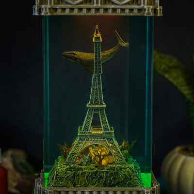 The secret Eiffel Tower artisan resin lamp