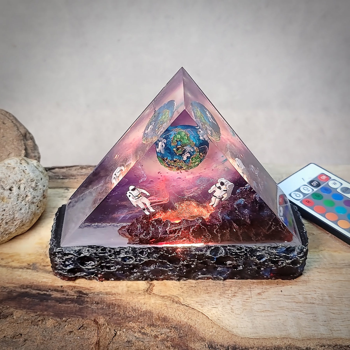 Star Wa.rs D.arth Vad.er's Resin Lamp