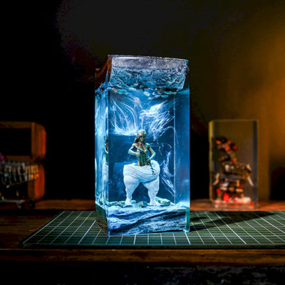 Self-Made Women Statue Night Light