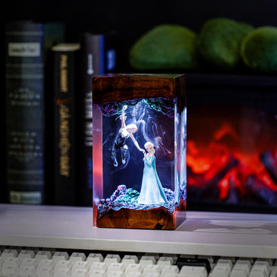 Frozen Elsa vs Spidergirl Lamp