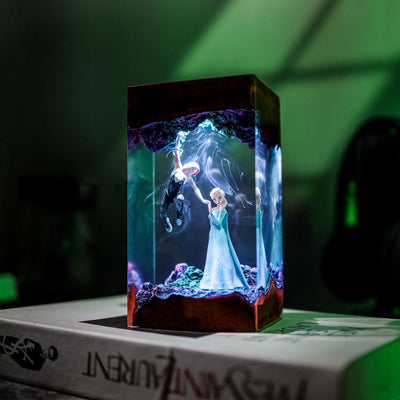 Frozen Elsa vs Spidergirl Lamp