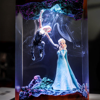 Frozen Elsa vs Spidergirl Lamp