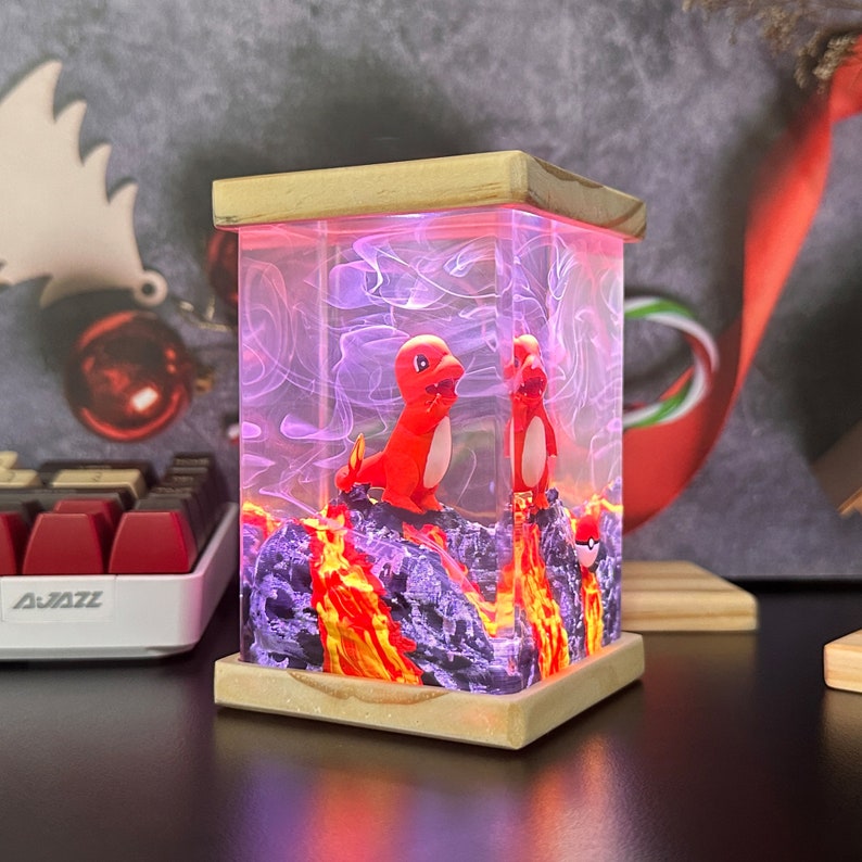 Cha.rmander Resin Lamp