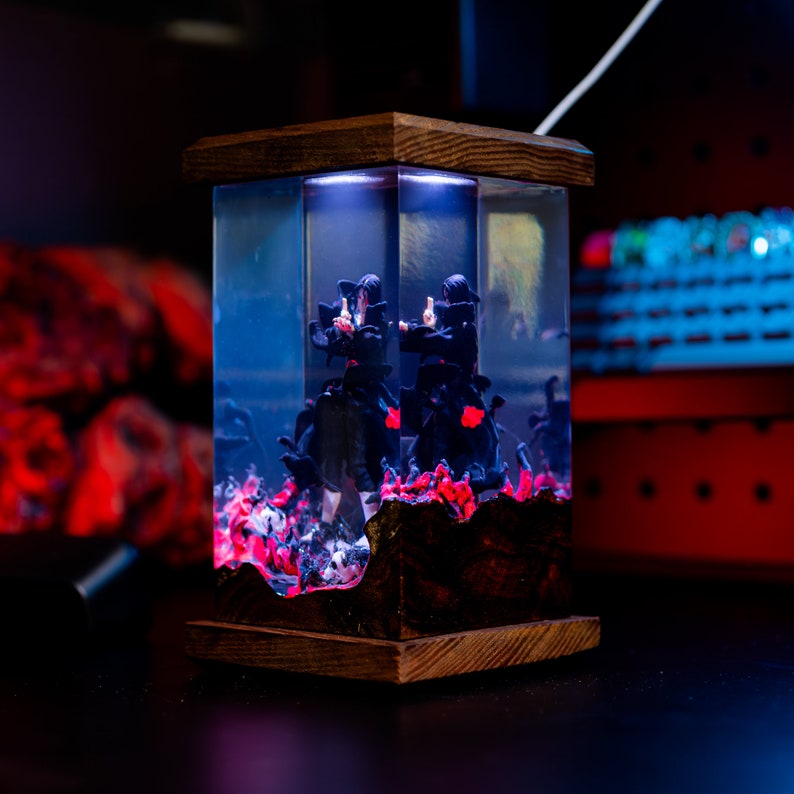 Ita.chi Resin Lamp