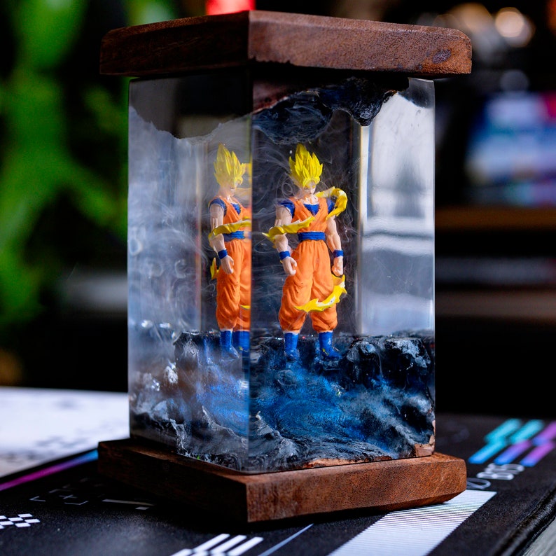 S.ongoku Supper Resin Lamp