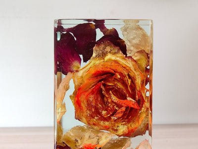 Resin Lamp With Real Flowers