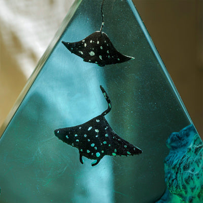 Manta Rays and Diver Night Light(OR)