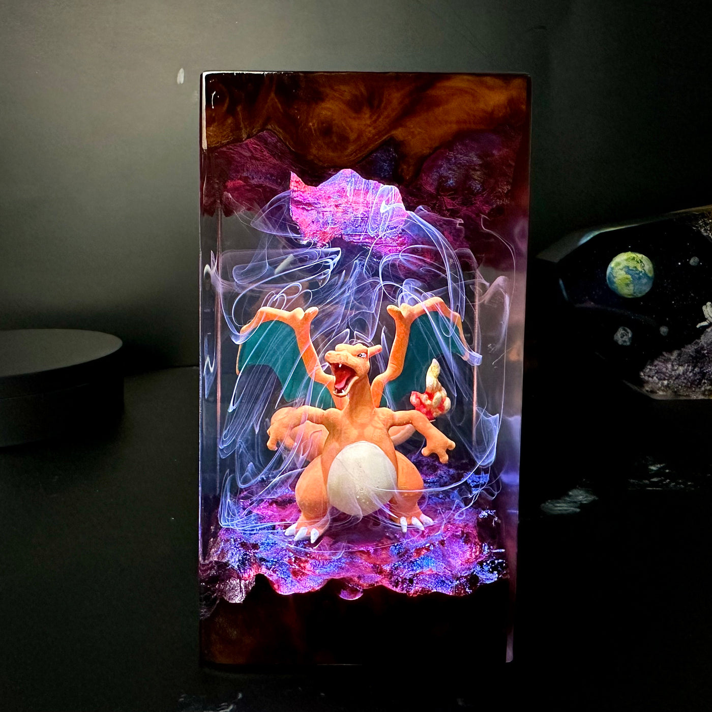 CHAR.IZARD Resin Wood Lamp