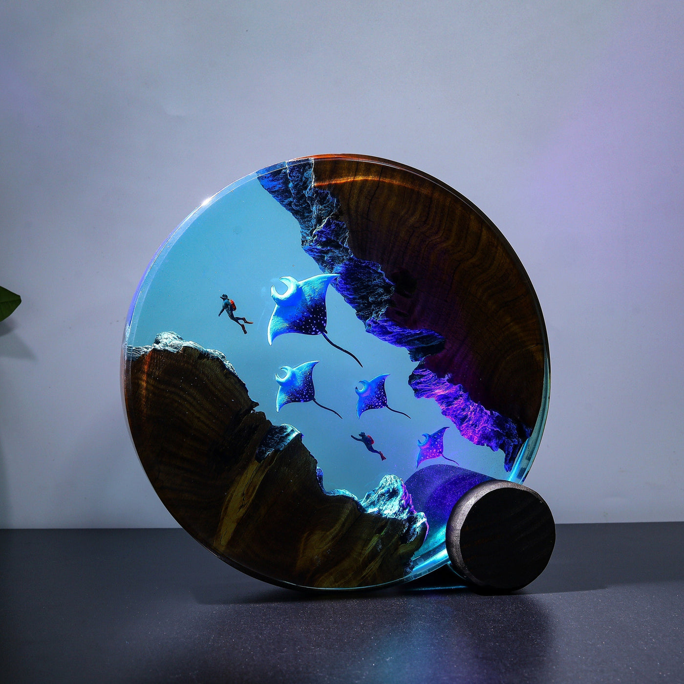 Mariana Trench Adventure Epoxy Lamp(OR)