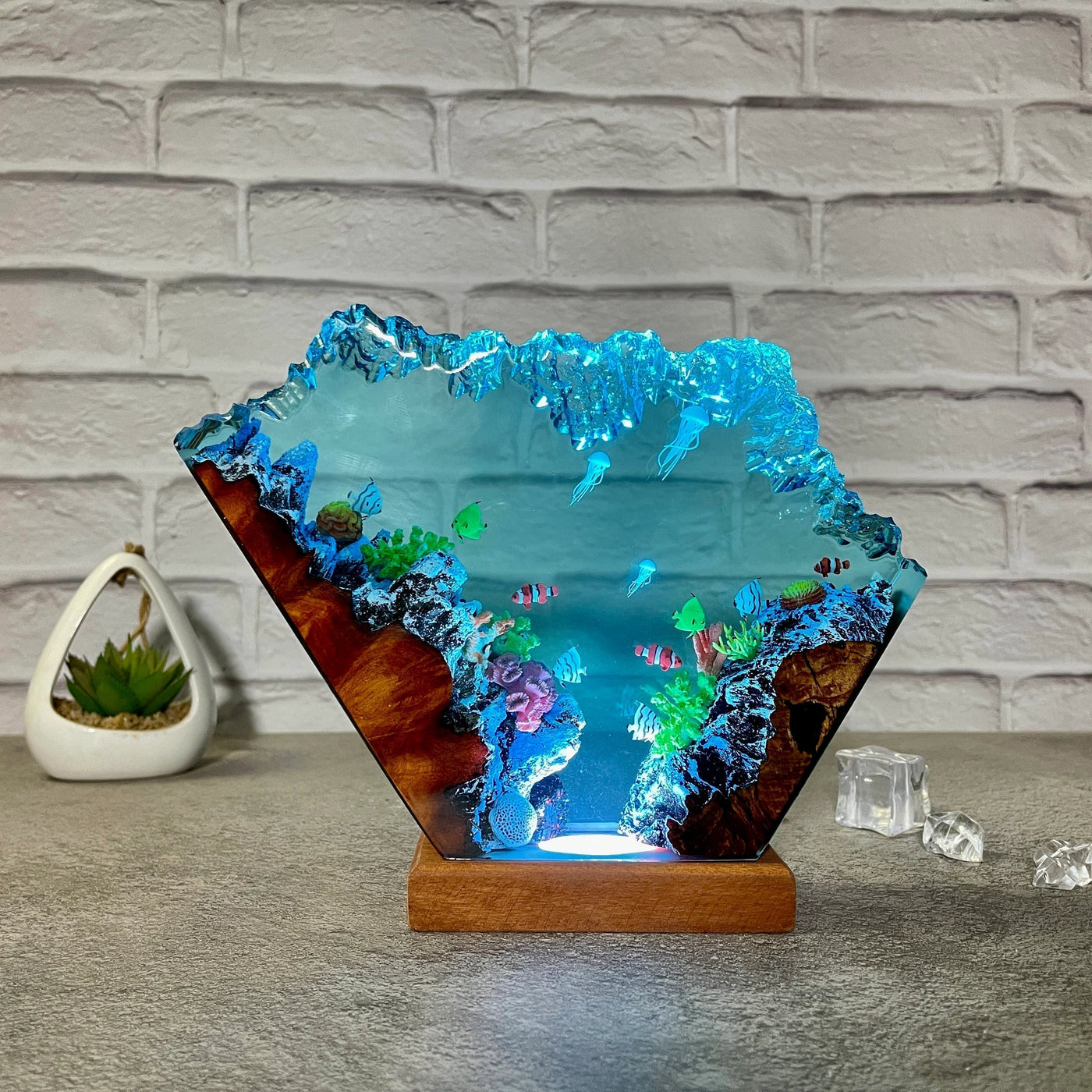 Jellyfish Epoxy Resin Wood Lamp(OR)