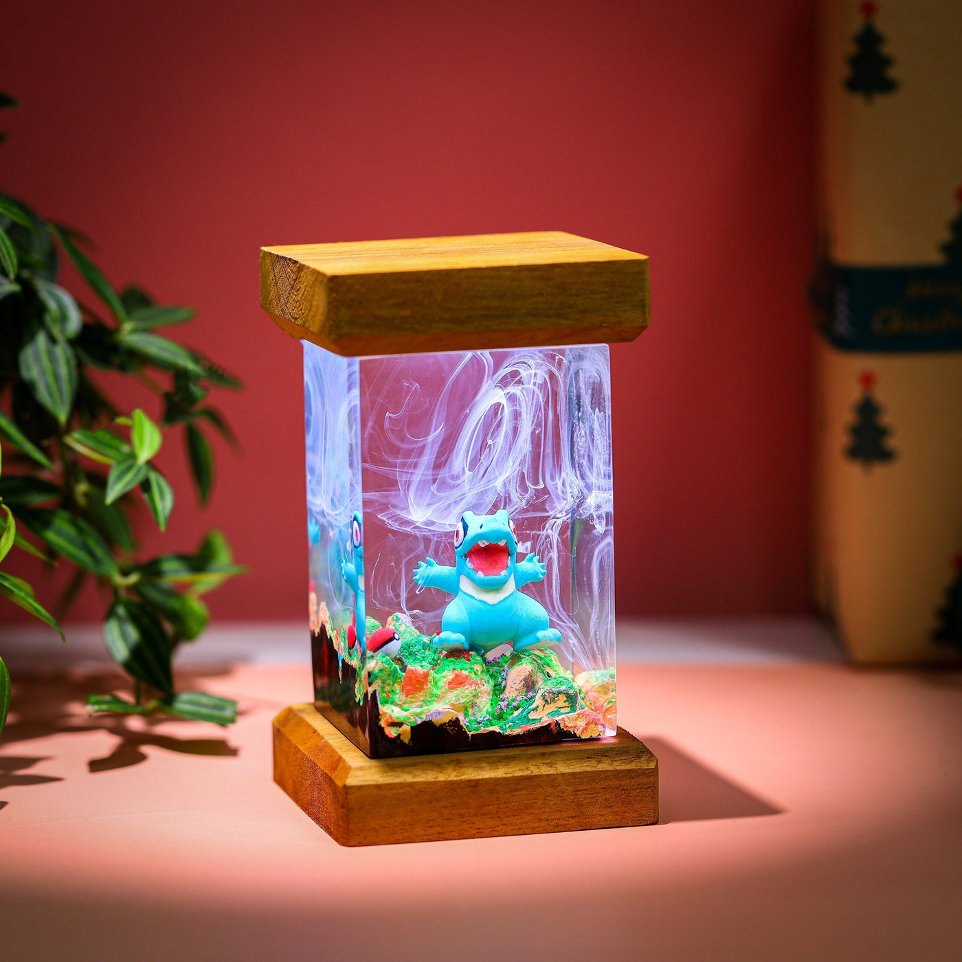 Totodile Epoxy Resin Lamp