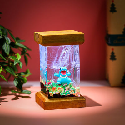 Totodile Epoxy Resin Lamp