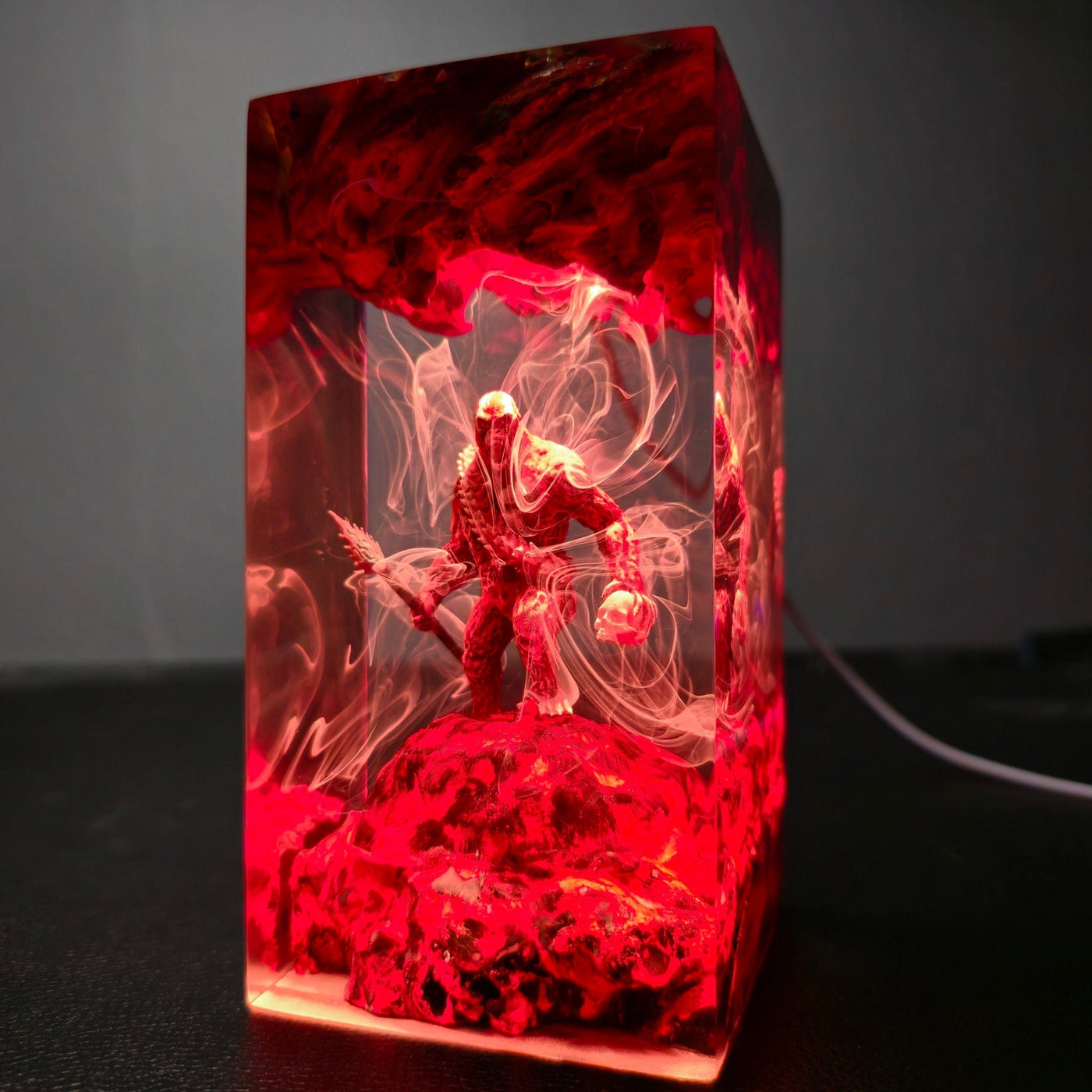 Sk.ar - King Figure Resin Lamp(MTR)