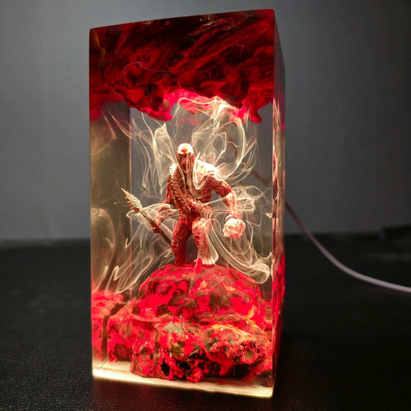 Sk.ar - King Figure Resin Lamp(MTR)