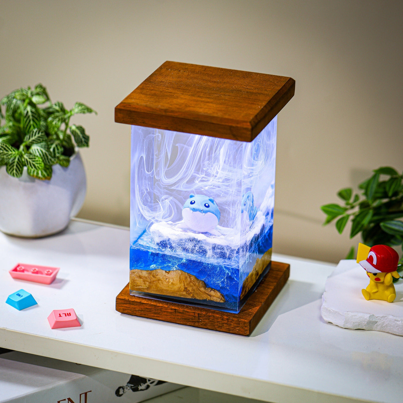 Spheal Epoxy Lamp