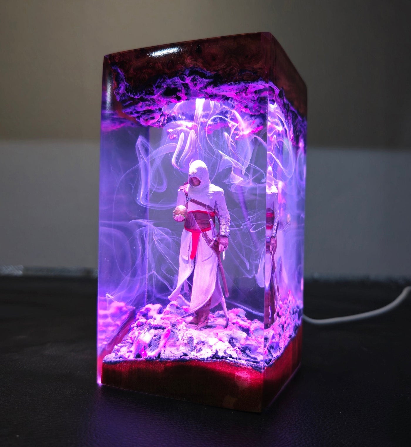 Assa.ssin's Cr.eed Resin Lamp