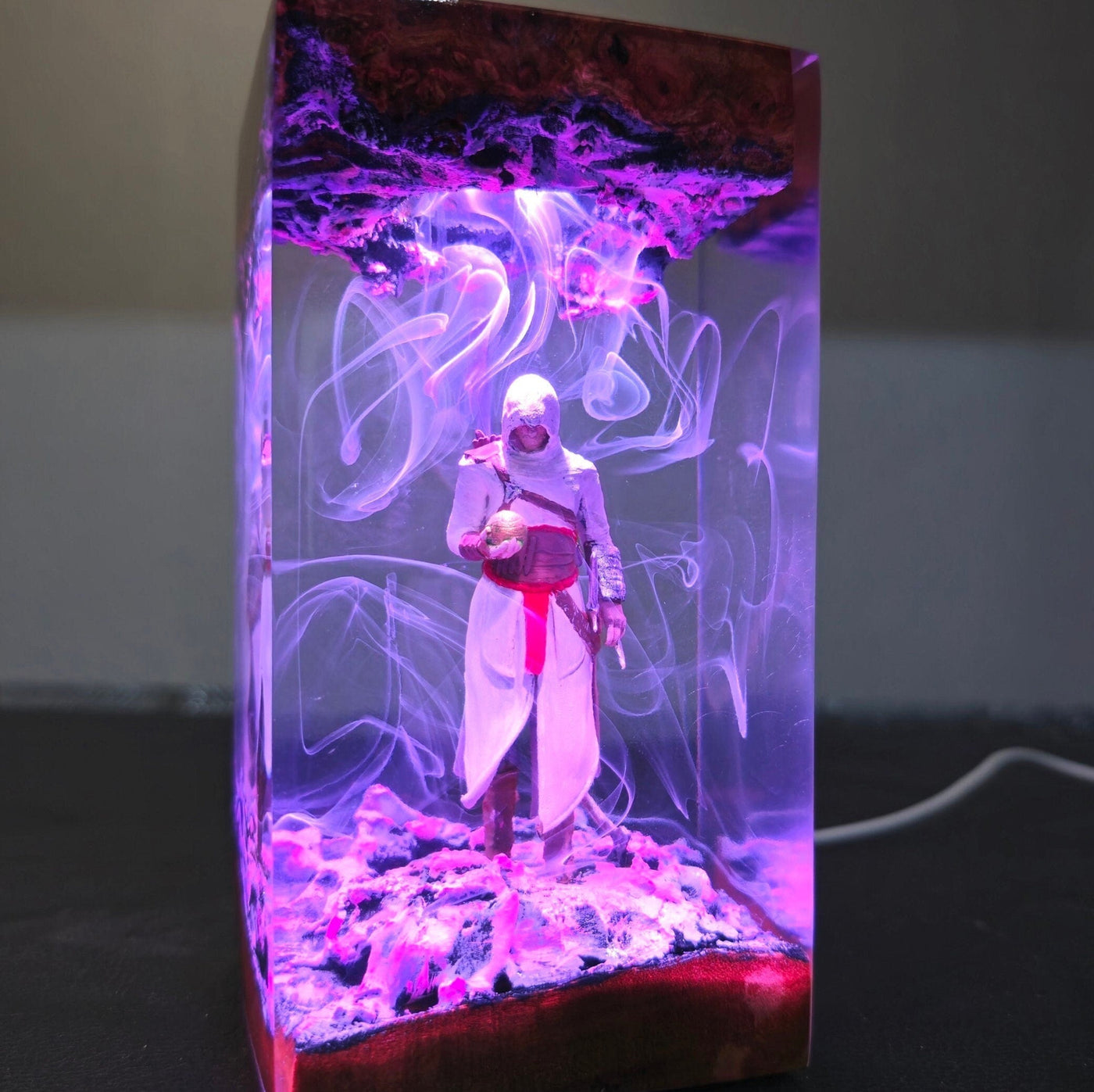 Assa.ssin's Cr.eed Resin Lamp