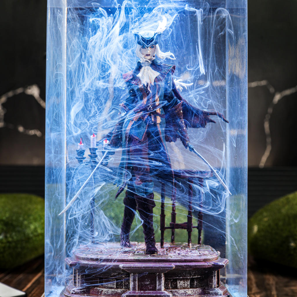 Lady Maria Bloodborne Lamp